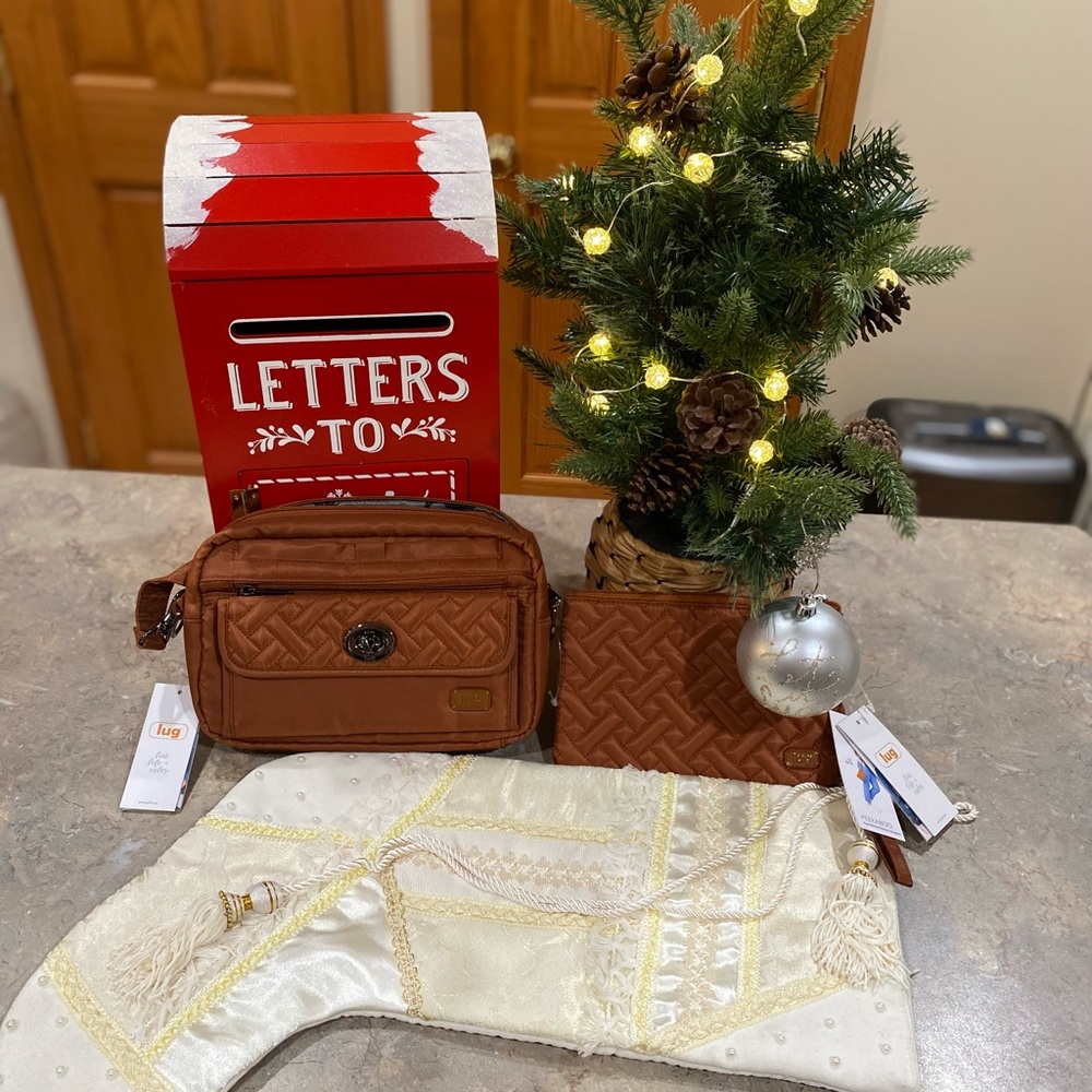 Lug Switch Crossbody and Peekaboo Pouch Wristlet.